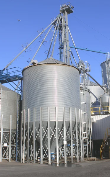 Industrial Grain Bin — Stock Photo, Image