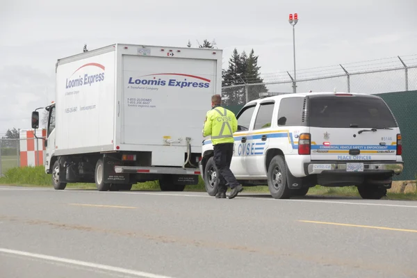 Commercial Vehicle Safety Enforcement — Stock Photo, Image