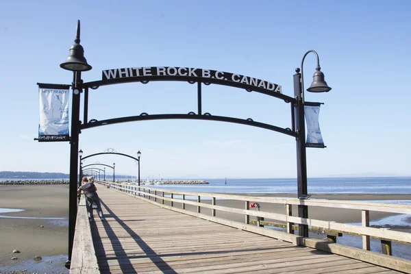 White Rock Pier e Sinalização — Fotografia de Stock
