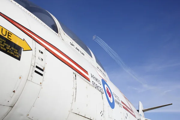 Canadian Snowbirds and a RCAF Jet — Stock Photo, Image