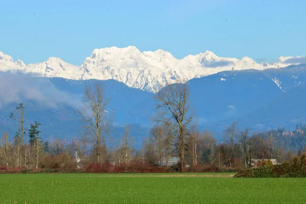 Close View Heavy Snow Pack Mountain Range Provide Much Needed — Stock Photo, Image