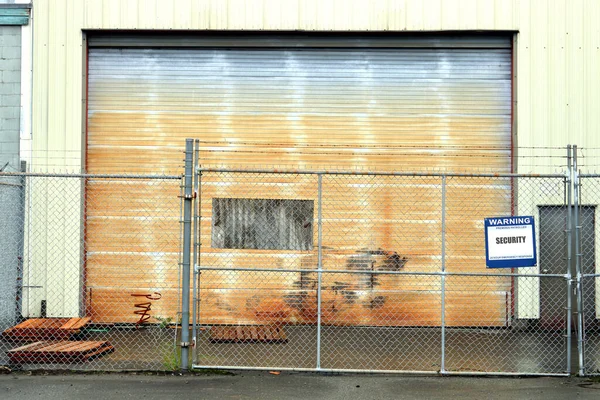 Full View Typical Security Measures Taken Warehouse Locations Include Sign — Stock Photo, Image