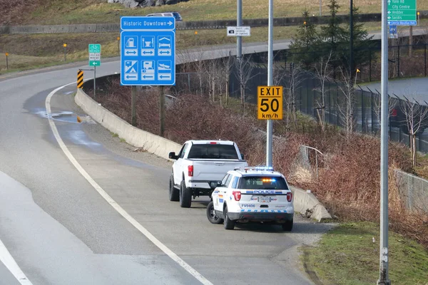 Wide View Royal Canadian Police Car Has Stopped Truck Highway — Stock Photo, Image