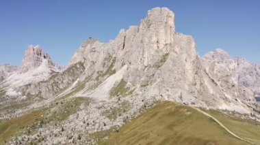 İtalya 'nın Dolomites kentindeki Rocky Dağı' nın Hava Sahnesi