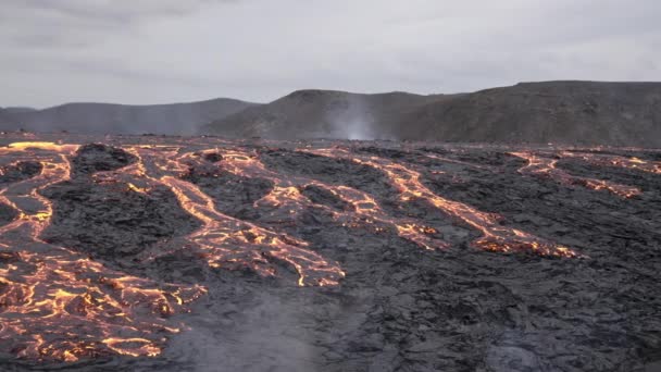 Landskap av flytande Lava på Island — Stockvideo