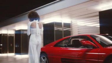 Parlak Model Pozisyonu: Kırmızı Ferrari 348 TB