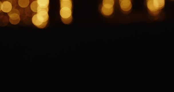 Luzes de Natal sobre Archway à noite — Vídeo de Stock