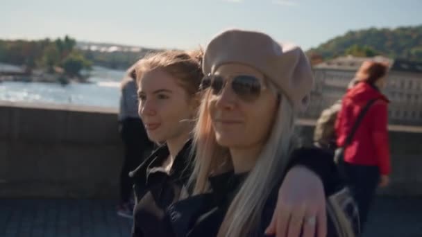 Woman And Mother Walking Together On The Charles Bridge — 图库视频影像