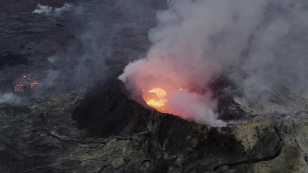 Drone Shot Of Smoke And Lava From Erupting sopky — Stock video