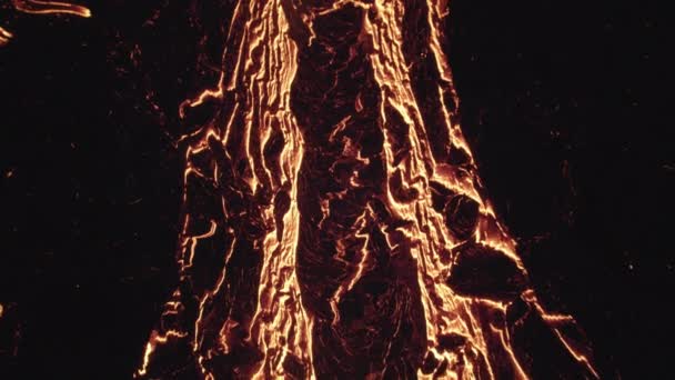 Drone sobre el río que fluye de lava fundida del volcán Erupting — Vídeos de Stock