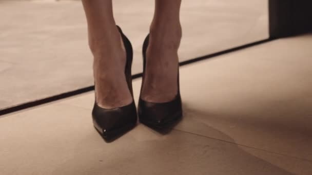 Woman Wearing High Heels Walking In To Bar — Stock Video