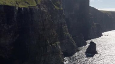 Asmundarstakkur Deniz Yığını ile Sahil üzerinde İHA