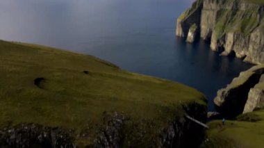 Asmundarstakkur Deniz Yığını ile Sahil üzerinde İHA