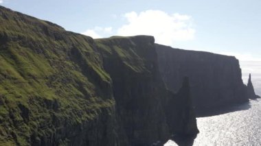 Suduroy 'un Kıyı ve Kayalıkları İnsansız Hava Aracı