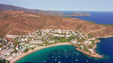 Kaptan De Creus 'un Kıyı şeridinde İHA