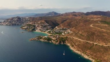 Kaptan De Creus 'un Kıyı şeridinde İHA