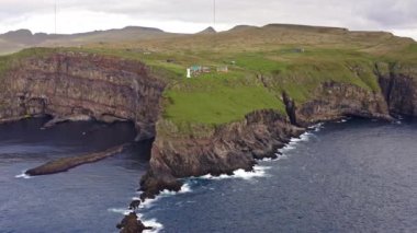Açık Deniz Uçurumunun İHA 'sı, Beinisvord ve Sahil Çizgisi