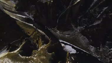 Fjaorargljufur Kanyonu üzerinde İHA Uçuşu