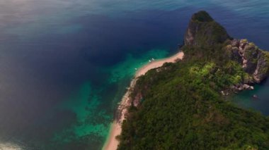 Helikopter adasının sahil şeridinde İHA uçuşu