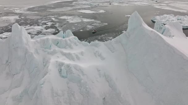 Wide Drone Flight Pulling Back Sea Ice Ilulissat Icefjord Unesco — Stock Video