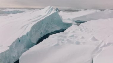 Ilulissat Icefjord, Unesco Dünya Mirasları Alanı, Grönland üzerinden geniş insansız hava aracı uçuşu