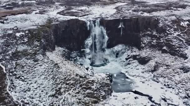 Vue Aérienne Cascade Gufufoss Islande Superbe Paysage Hivernal Panoramique Tir — Video