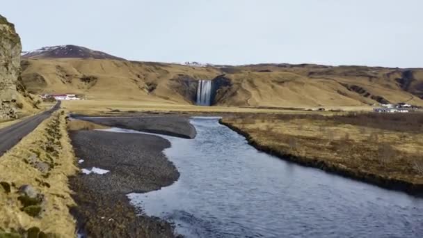 Αεροφωτογραφία Του Skogafoss Waterfall Και Της Κοιλάδας Της Ισλανδίας Εκπληκτικό — Αρχείο Βίντεο