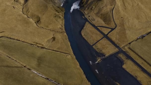 Vista Aérea Cascada Skogafoss Río Islandia Impresionante Paisaje Alto Ángulo — Vídeo de stock