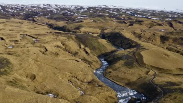 Skogafoss Şelalesi Dağlar Nehir Havadan Görünüşü Zlanda Nefes Kesen Manzara — Stok video