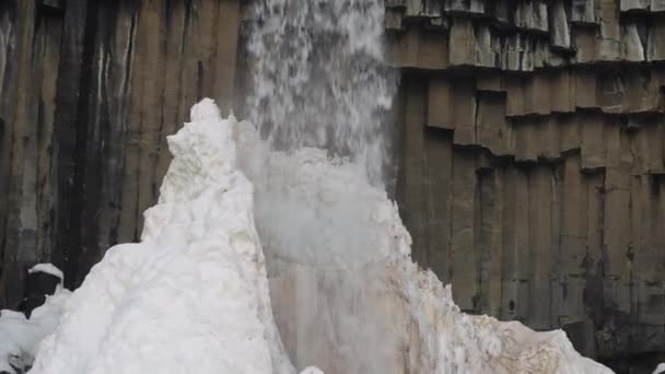 Svartifoss Waterval Basalt Lava Kolommen Epische Landschap Nationaal Park Vatnajokull — Stockvideo