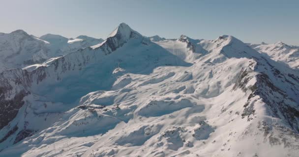 Široký Dron Nad Majestátními Vrcholy Kitzsteinhorn Pohoří High Tauern Středovýchodní — Stock video