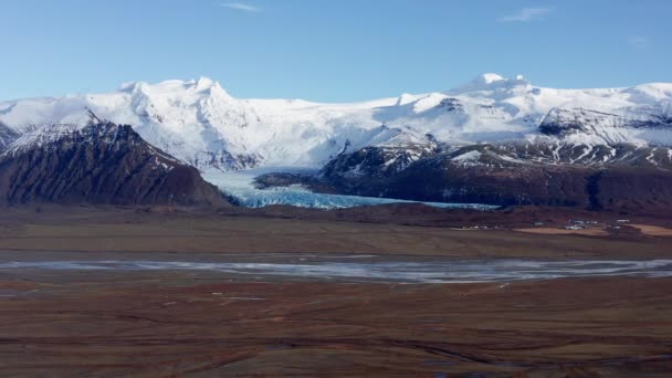 Вид Воздуха Горный Хребет Ледниками Исландии Эпический Пейзаж Широкий Шот — стоковое видео