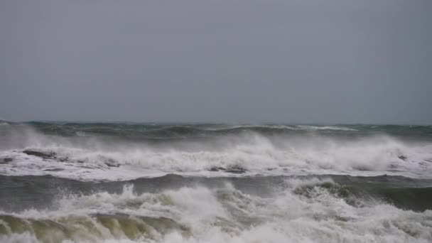 Epic Seascape Big Waves Crashing Coast Storm Power Nature Concept — ストック動画