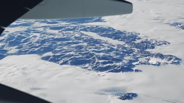 Wide High Angle View Plane Shot Snow Ice Covered Greenland — Stock videók