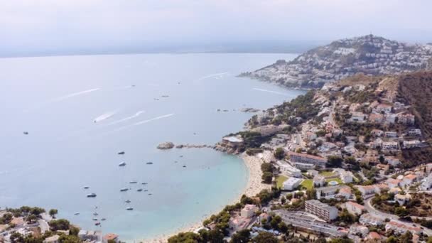 Aerial View Famous Coastal Mediterranean Town Roses Spain Amazing Seascape — Stok video