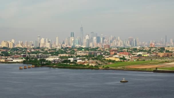 Aerial View New York Manhattan Skyline Filmed Helicopter Urban Cityscape — Αρχείο Βίντεο