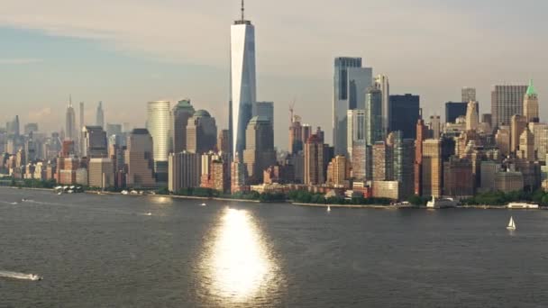 Luchtfoto Van Een New York Manhattan Financial District Skyscrapers Gefilmd — Stockvideo