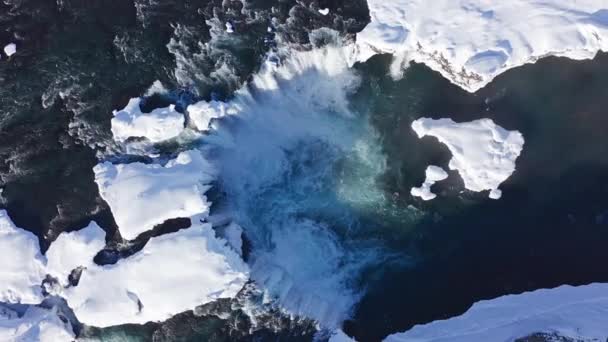 Overhead Drone Zooming Out Godafoss Waterfall Skjalfandafljot River Iceland — Stock video