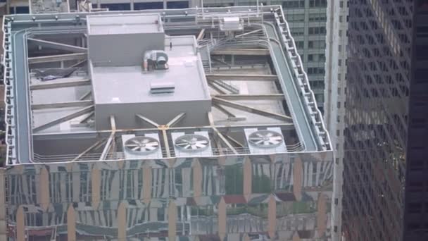 Fans Air Conditioning Ventilation System Spinning Roof Top Skyscraper Manhattan — ストック動画