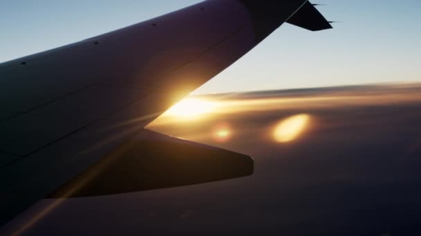 Close View Plane Window Aircrafts Wing Sunset Sun Stunning Scenery — Wideo stockowe