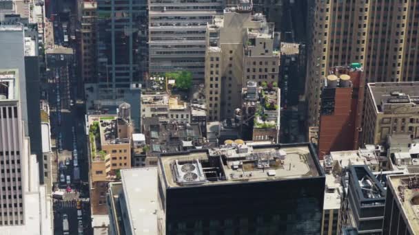Wide Slow Motion High Angle View New York Cityscape Streets — Vídeos de Stock