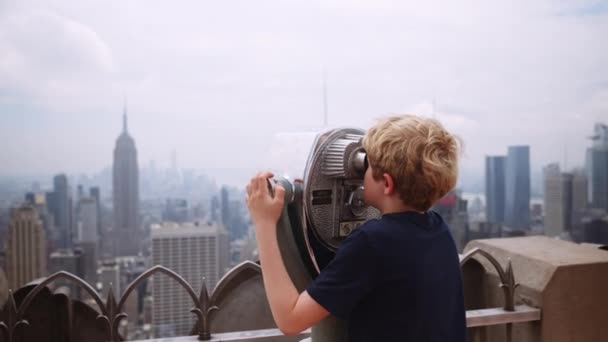 Medium Slow Motion Handheld Zoom Shot Young Boy Looking Coin — Vídeo de stock