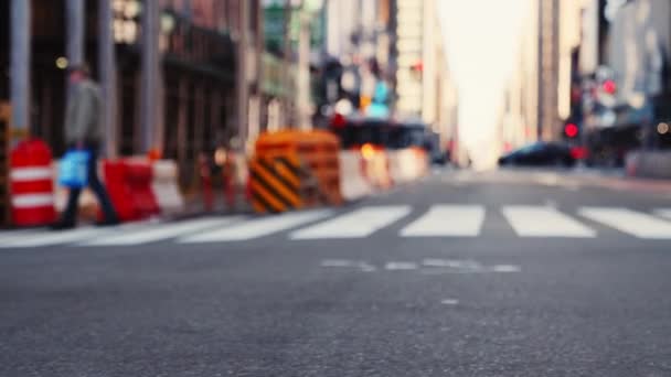 Zebra Crossing Few Pedestrians Road Midtown New York Car Passing — Stockvideo