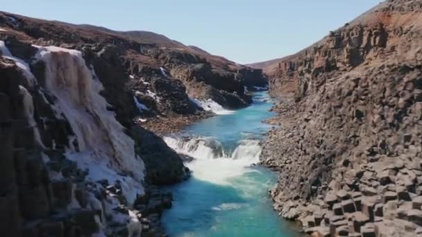 Wide Slow Motion Drone Flight River Studlagil Canyon Glacier Valley — Stockvideo