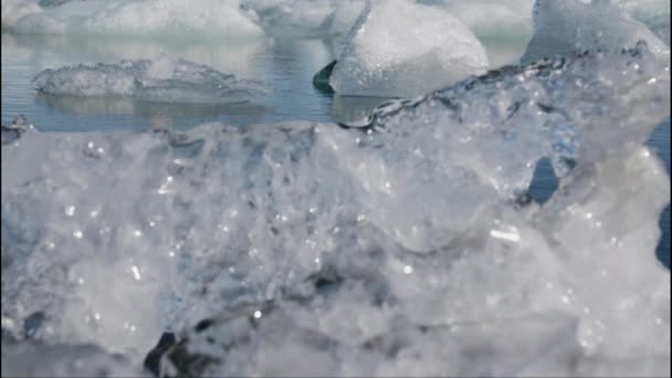 Close Ice Crystal Water Diamond Beach South Coast Iceland Macro — ストック動画