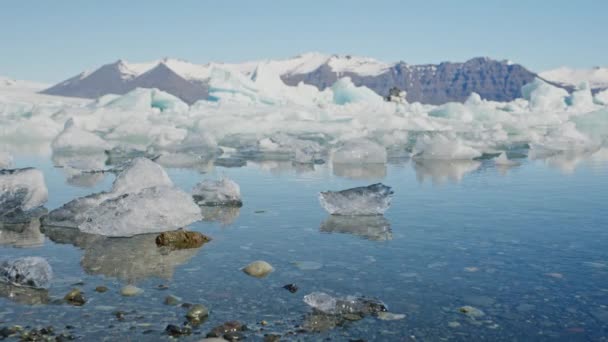 Ice Crystals Water Diamond Beach Jokulsarlon Glacier Iceland Stunning North — Vídeos de Stock