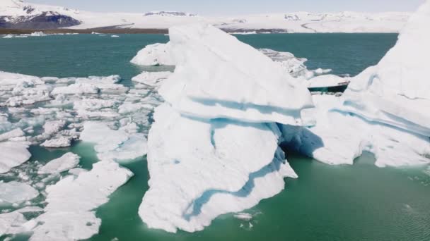 Aerial Huge Iceberg Jokulsarlon Glacier Lagoon Iceland Incredible Winter Landscape — Stock videók