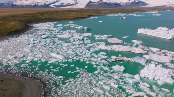 Aerial Ice Formations Jokulsarlon Glacier Lagoon Diamond Beach Iceland Incredible — Stok video