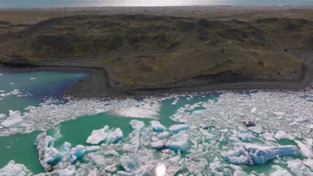 Aerial Ice Formations Jokulsarlon Glacier Lagoon Diamond Beach Iceland Incredible — 비디오