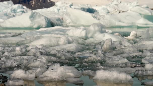 Close Ice Formations Jokulsarlon Glacier Lagoon Diamond Beach South Coast — ストック動画